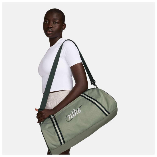 Nike Τσάντα γυμναστηρίου Gym Club Training Bag Nike Τσάντα γυμναστηρίου Gym Club Training Bag